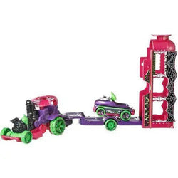 Hot Wheels Super Hauling Rig and Car - Select Figure(s) (Online Order Only)
