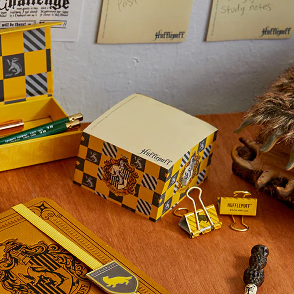 Hufflepuff Harry Potter Memo Pad (Online Order Only)