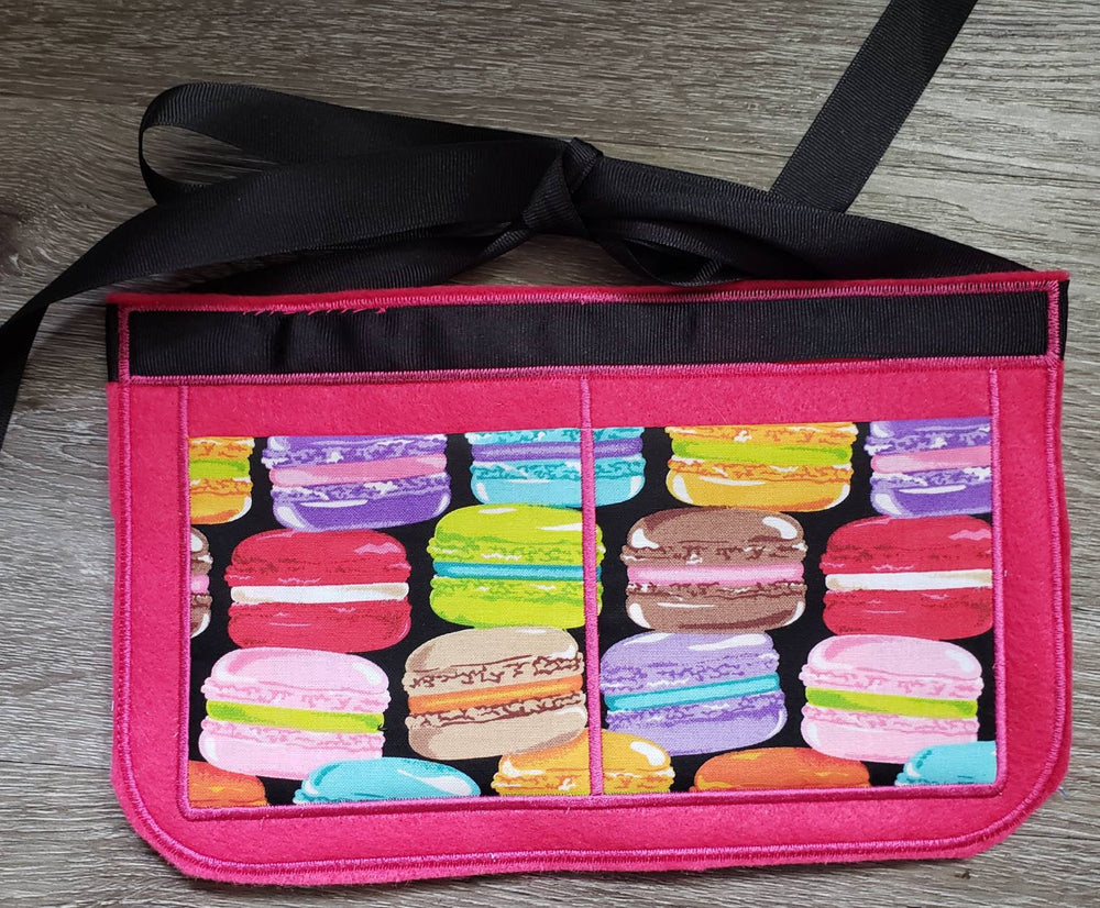 Waitress play set - Restaurant toys - Restaurant play set - pretend restaurant - pretend menus - pretend play - play kitchen- pocket apron (ONLINE ORDER ONLY)