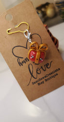 A Peek Under The Tree (ONLINE ORDER ONLY)