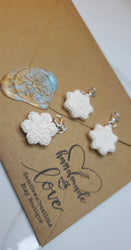 Woolen Winter Hat kits/pom/snowflake charm (ONLINE ORDER ONLY)