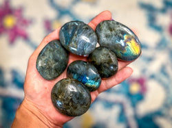 PRETTY Labradorite Palm Stone (ONLINE ORDER ONLY)