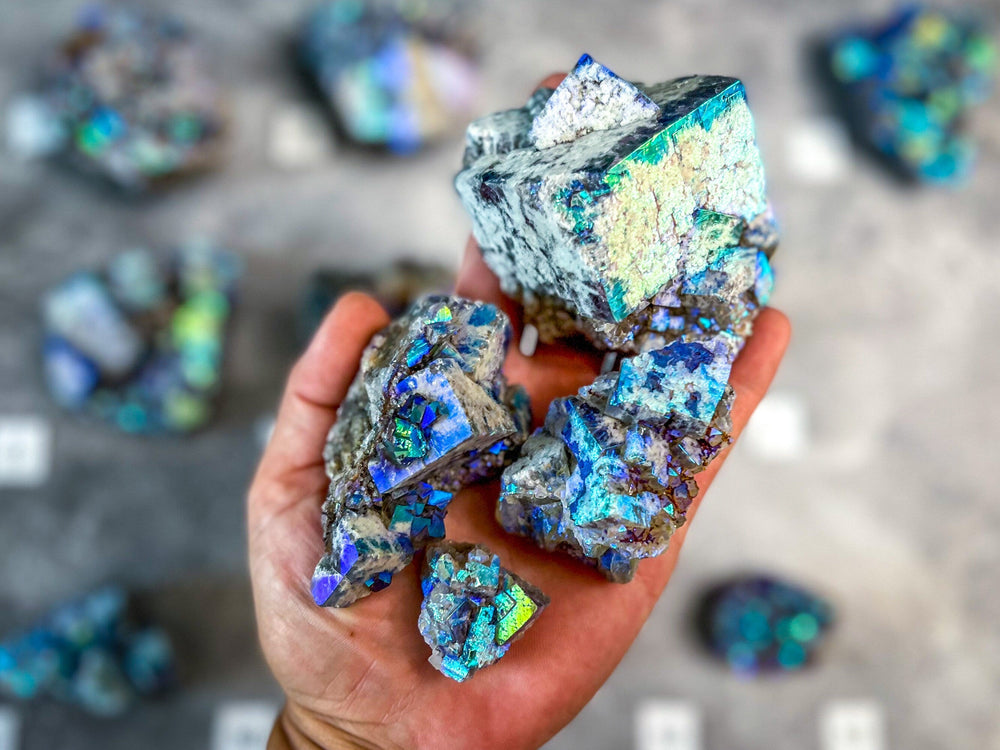 AURA Fluorite crystal (ONLINE ORDER ONLY)