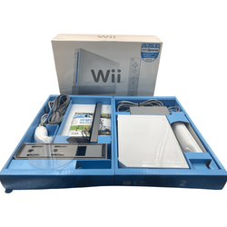 Wii Sports (Console-Game-Bundle) (Online Order Only)