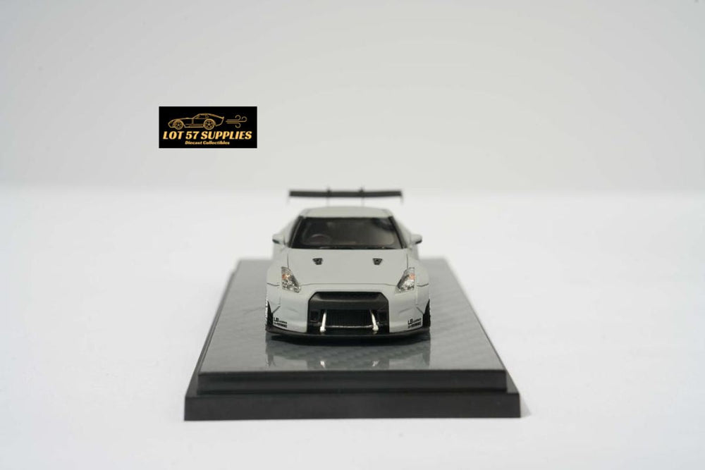 Error404 LB-Works Nissan Skyline GT-R R35 Fighter Grey / Candy Red Limited to 299 Pcs Each 1:64 (ONLINE ORDER ONLY)