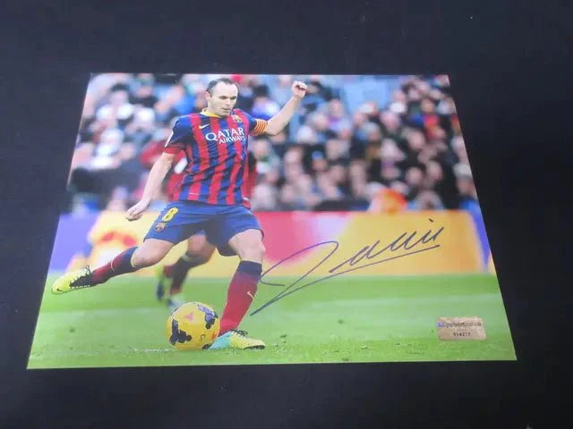 Andres Iniesta Barcelona Signed 8x10 Photo EUA COA (Online Order Only)