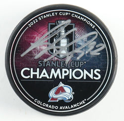 Gabriel Landeskog Signed 2022 Avalanche Stanley Cup Final Logo Hockey Puck (Fanatics) (Online Order Only)