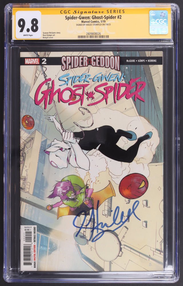 Hailee Steinfeld Signed 2019 "Spider-Gwen: Ghost Spider" Issue #2 Marvel Comic Book (CGC 9.8) (Online Order Only)