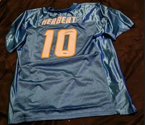 Justin Herbert autographed jersey with COA 137541 🔥 (Online Order Only)