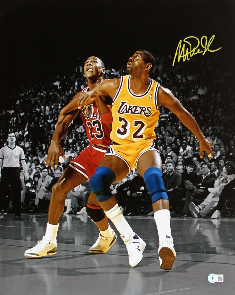 Magic Johnson Signed 16x20 Photo (Beckett) (Online Order Only)