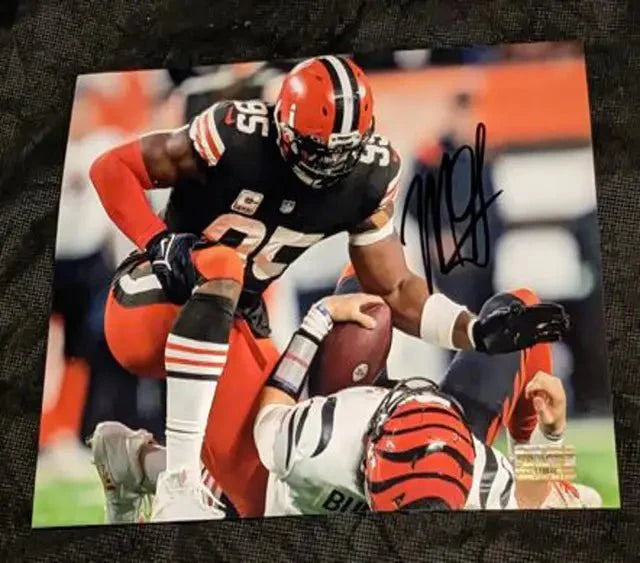 Myles Garrett Auto Signed 8x10 Photo with coa 115646 (Online Order Only)