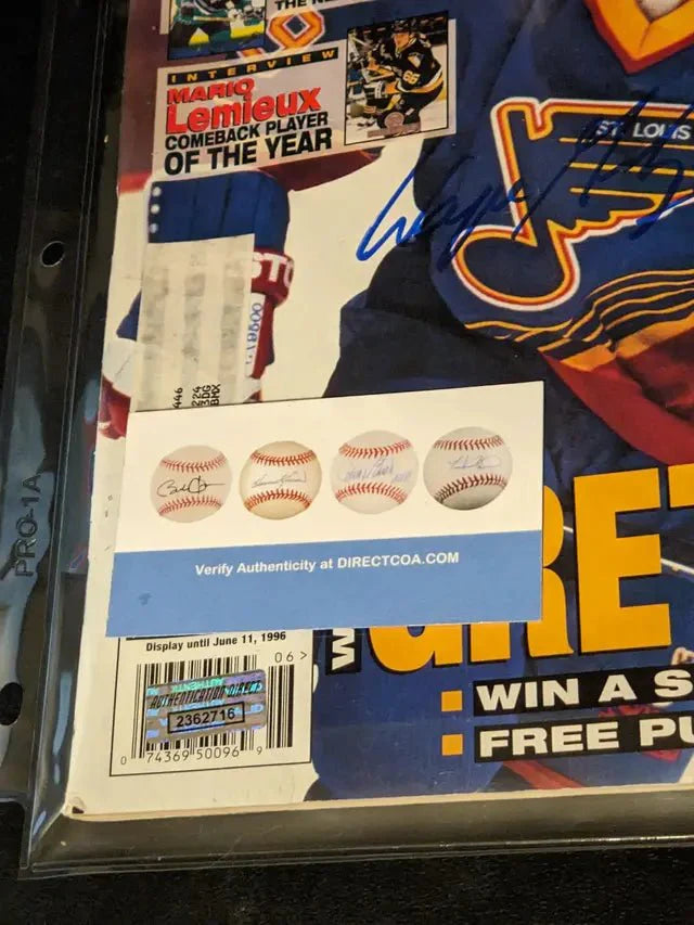 Wayne Gretzky Autographed Price Guide Magazine with coa (Online Order Only)