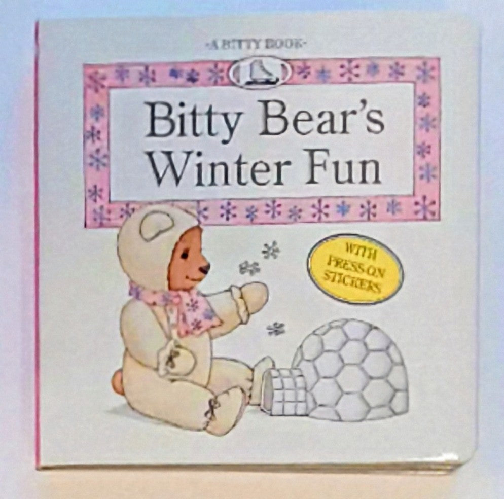 Bitty Baby Fold Out Bitty Book - Bitty Bear's Winter Fun (American Girl) (ONLINE ORDER ONLY)
