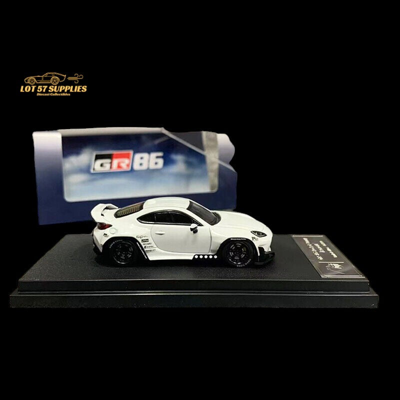 Fuji Toyota GR86 Rocket Bunny Pandem in White 1:64 (ONLINE ORDER ONLY)