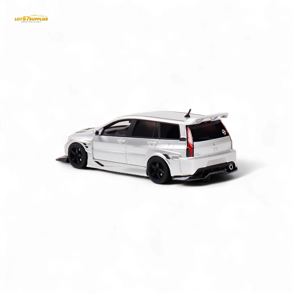 Error404 Mitsubishi Lancer EVO 9 IX Wagon - Glossy Silver 1:64 (ONLINE ORDER ONLY)