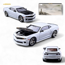 FineWorks64 Chevrolet Camaro Bumblebee - Pearl White 1:64 (ONLINE ORDER ONLY)