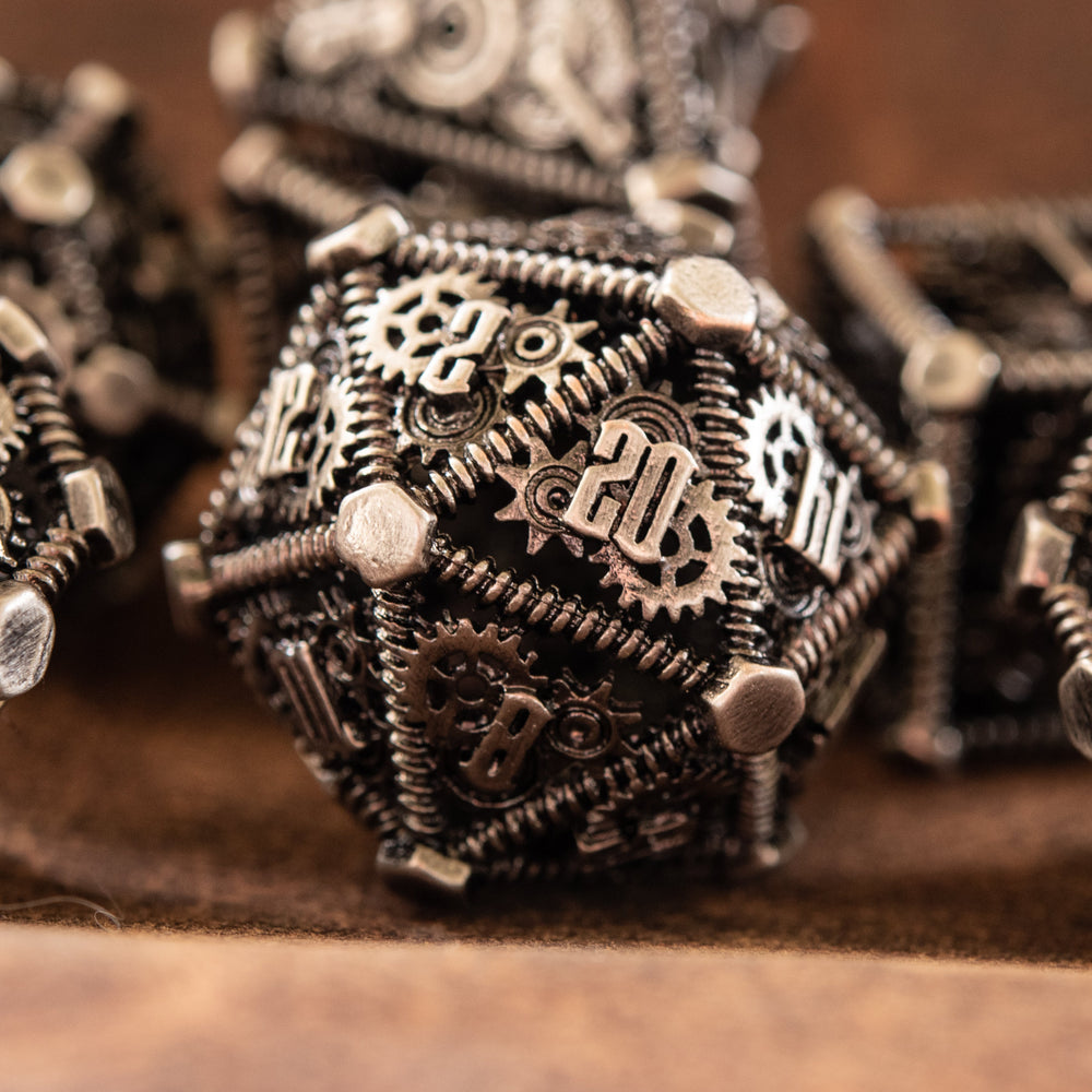 Weird West Wasteland Hollow Metal Dice Set - Silver (ONLINE ORDER ONLY)