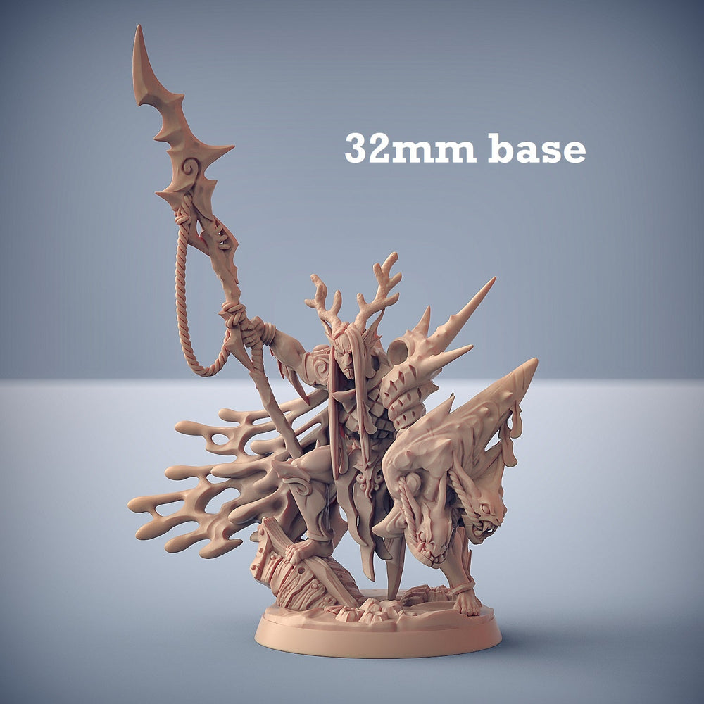 Siryus Jurabane (Male Merfolk Paladin) (Online Only)