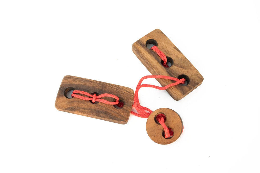 Trapped in the Middle String Brain Teaser Puzzle (Online Order Only)