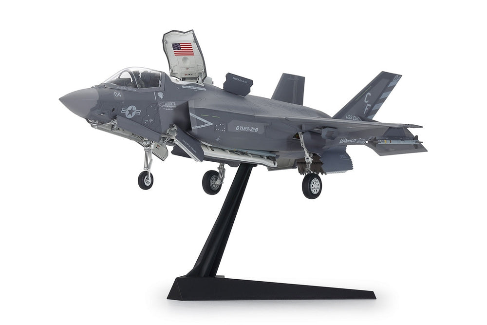 Tamiya 1/72 Lockheed MartinF-35 B, Lightning II, Plastic Model 60793 (ONLINE ORDER ONLY)