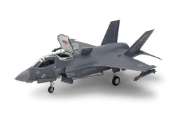 Tamiya 1/72 Lockheed MartinF-35 B, Lightning II, Plastic Model 60793 (ONLINE ORDER ONLY)
