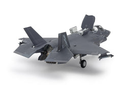 Tamiya 1/72 Lockheed MartinF-35 B, Lightning II, Plastic Model 60793 (ONLINE ORDER ONLY)