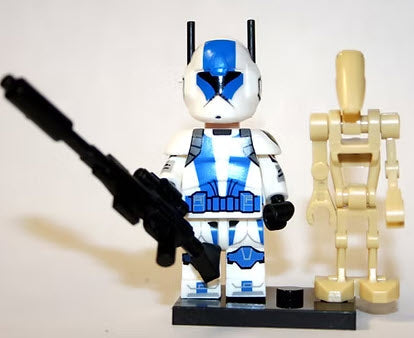 Blue and White Clone Trooper with Battle Droid Custom Minifig (Online Only)